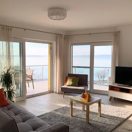 Admiral Luxury V. Apartman Шиофок